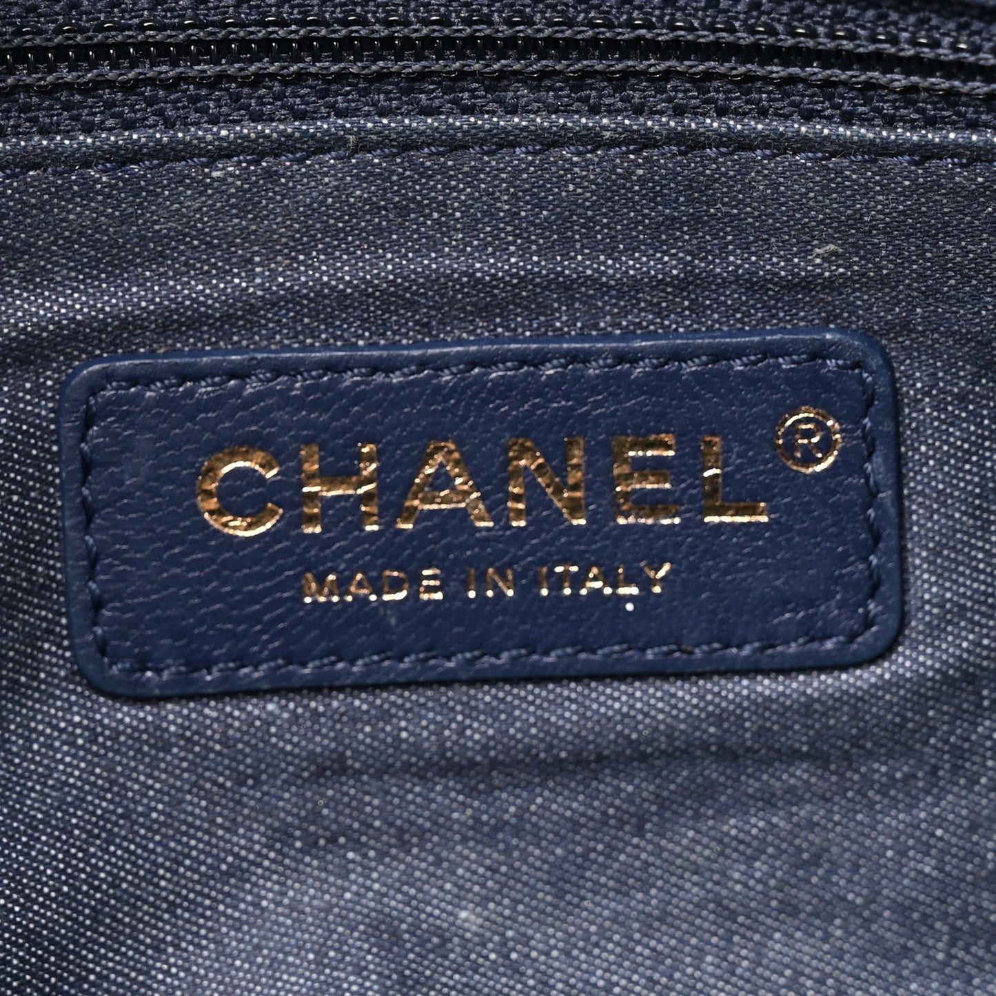 Calfskin Enamel Quilted Waist Bag Navy