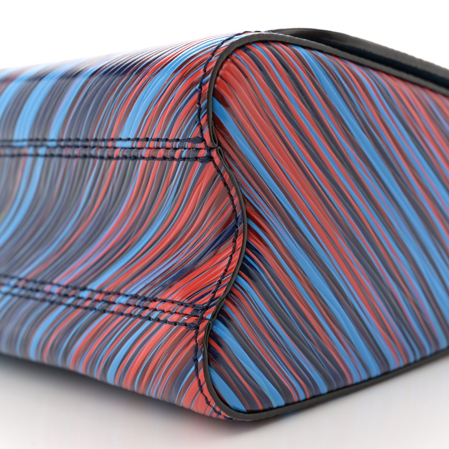 Epi Tropical Twist Shoulder Bag MM Vert Rouge