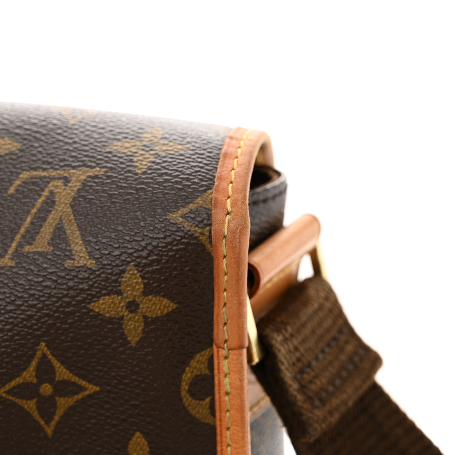 Monogram Bosphore PM Messenger