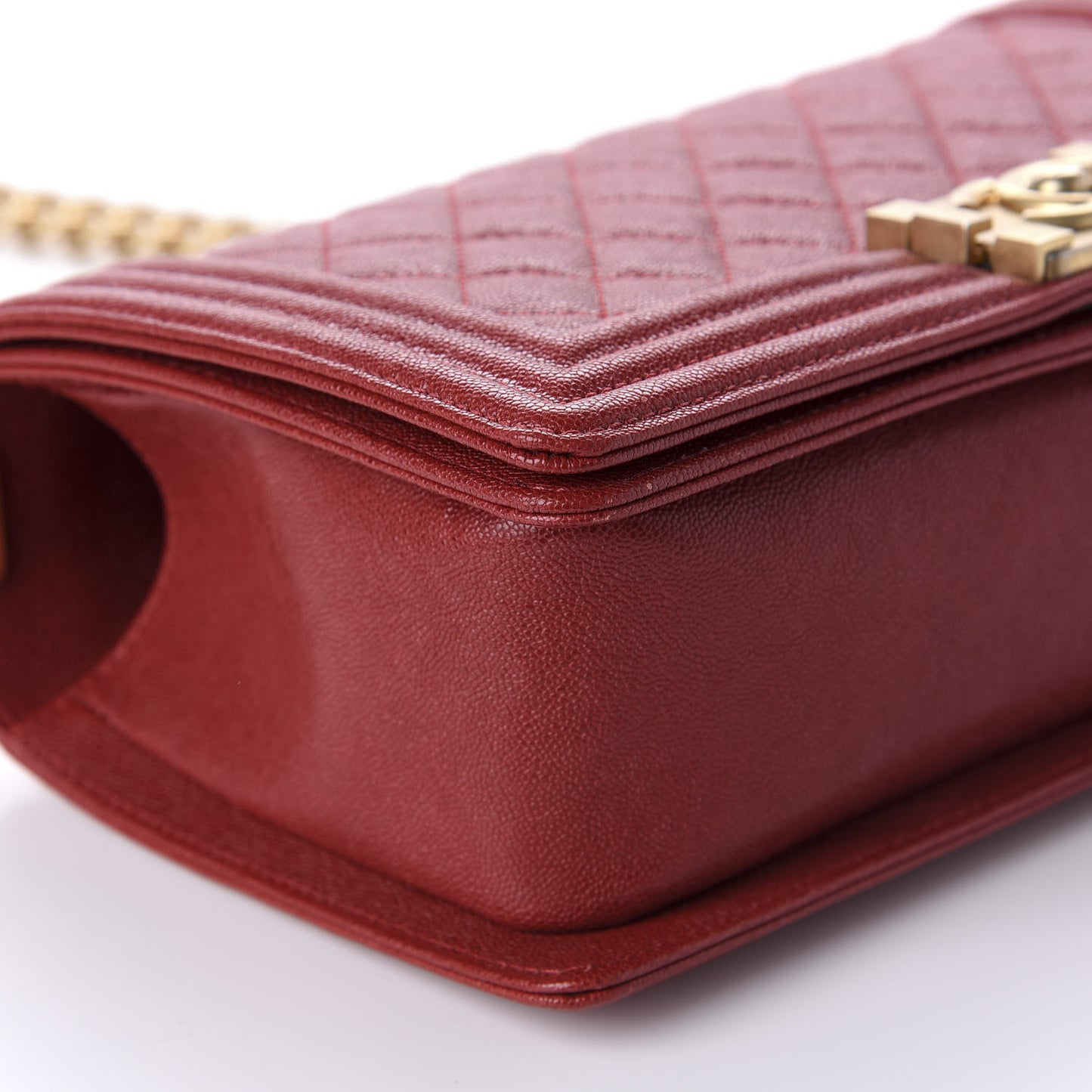 Caviar Quilted Medium Boy Flap Dark Red