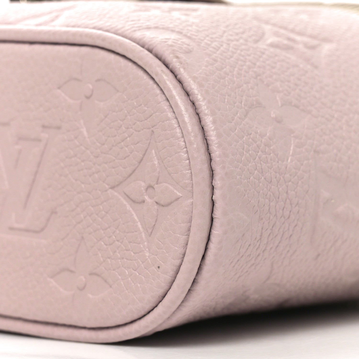 Louis Vuitton Empreinte Monogram Vanity Chain Pouch Brume 9 of 10