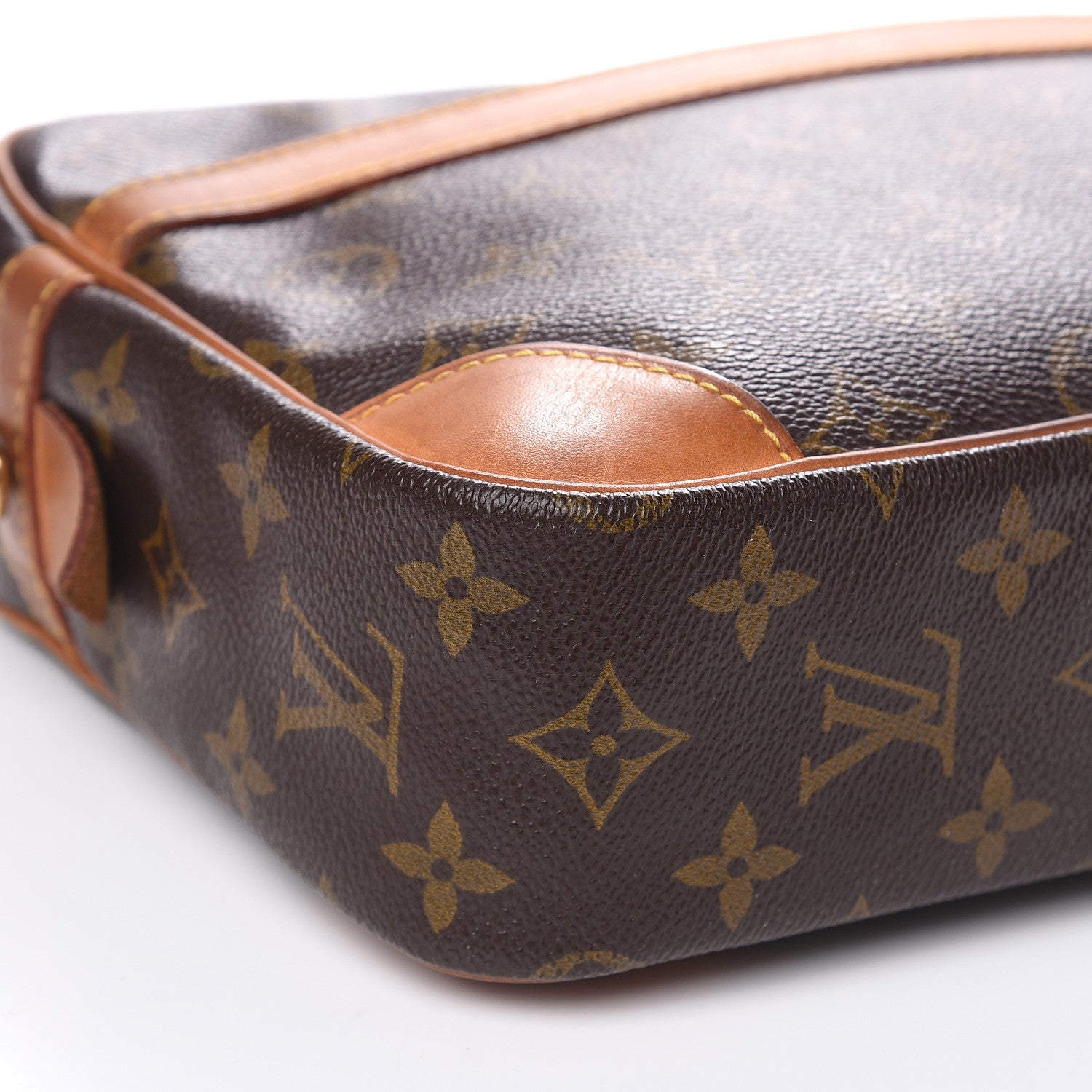 Louis Vuitton Monogram Compiegne 28 7 of 14