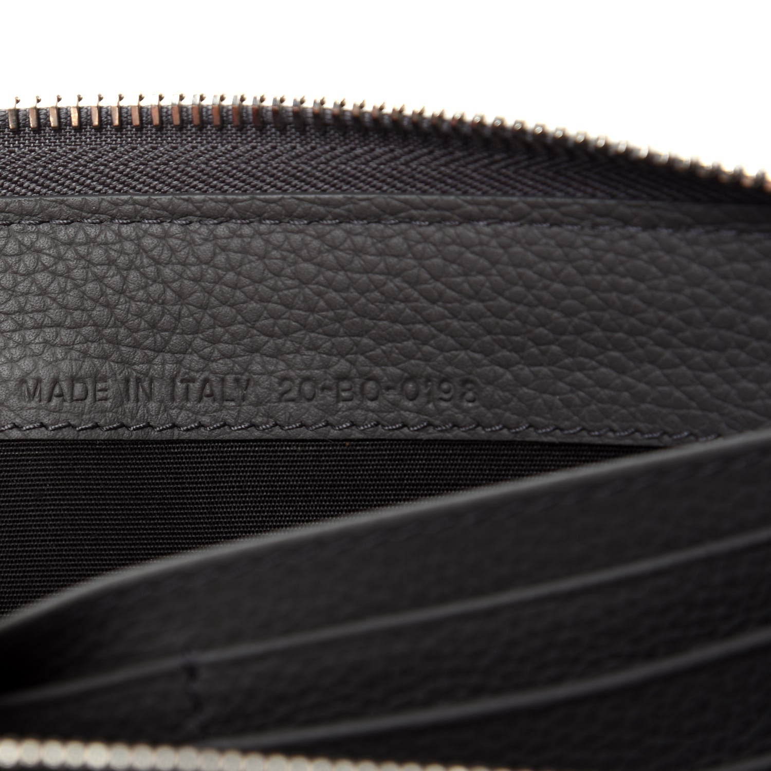 Christian Dior HOMME Grained Calfskin Zipped Wallet Grey 7 of 7