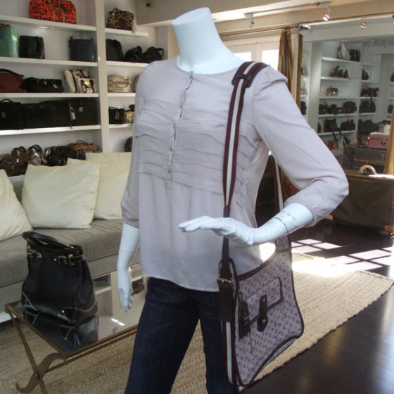 Louis Vuitton Mini Monogram Besace Mary Kate Cherry 2 of 9