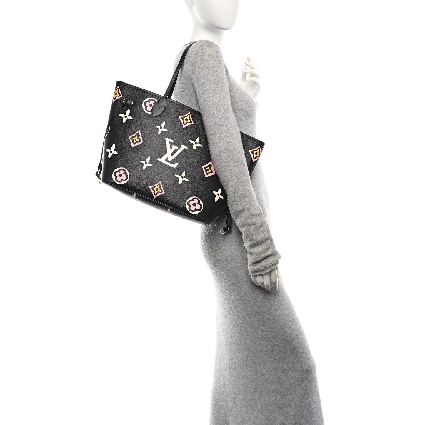 Monogram Giant Wild at Heart Neverfull MM Black