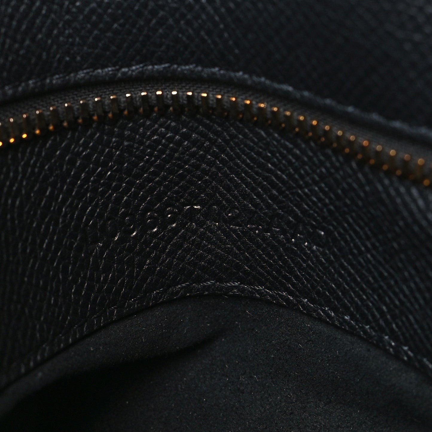 Pebbled Calfskin Medium Jennifer Black