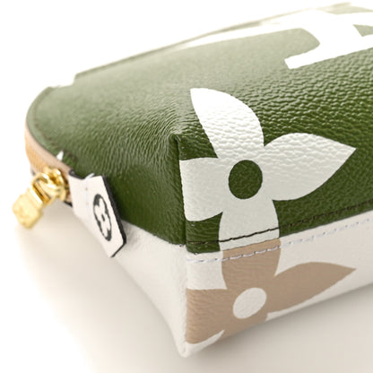Louis Vuitton Monogram Giant Cosmetic Pouch Kaki 7 of 8