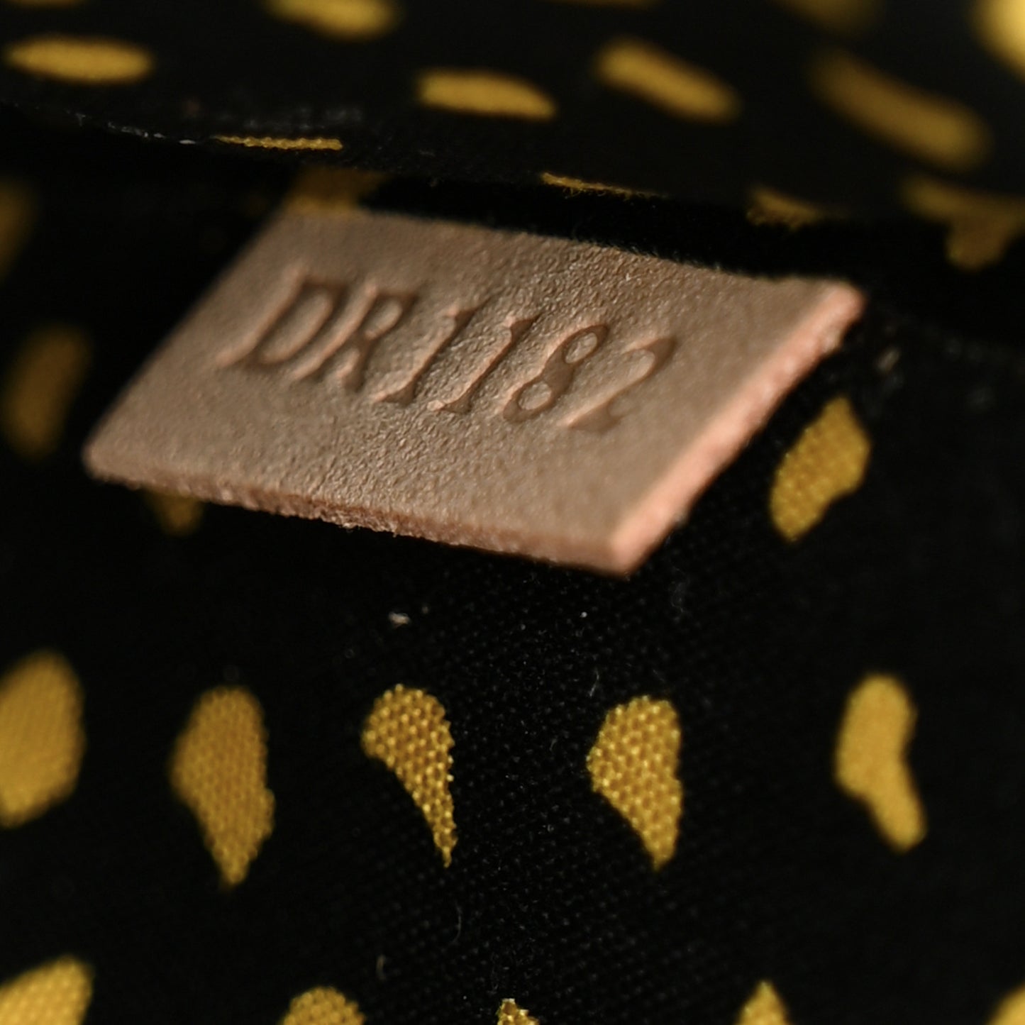 Vernis Kusama Infinity Dots Pochette Accessories Yellow