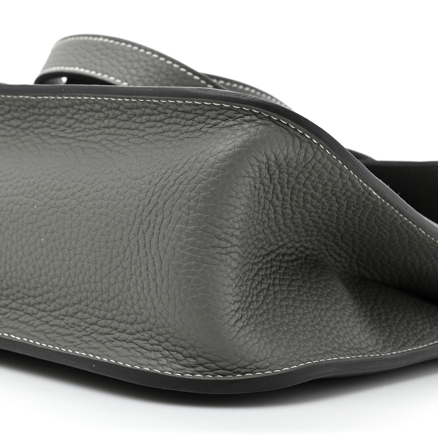 Hermes Taurillon Clemence Halzan 31 GM Gris Meyer 7 of 10