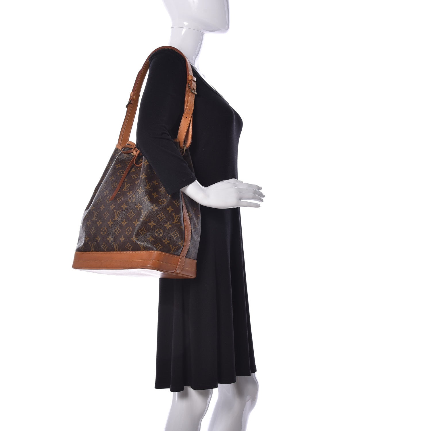 Louis Vuitton Monogram Noe 2 of 8