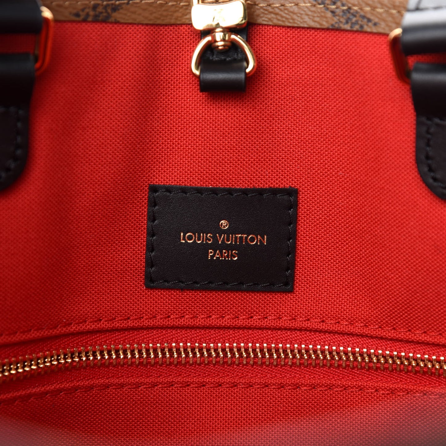 Reverse Monogram Giant Onthego MM