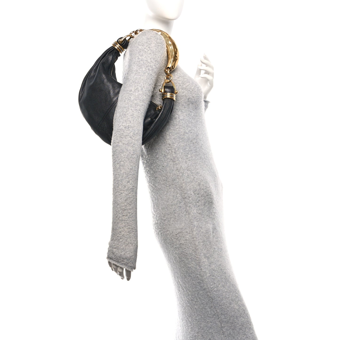 Grained Buffalo Small Bracelet Hobo Bag Black