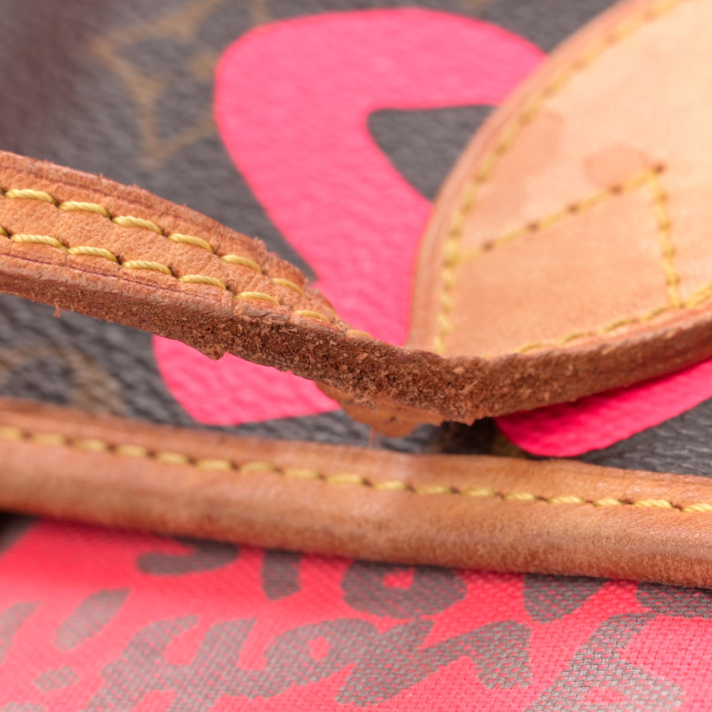 Monogram Graffiti Neverfull GM Fuchsia