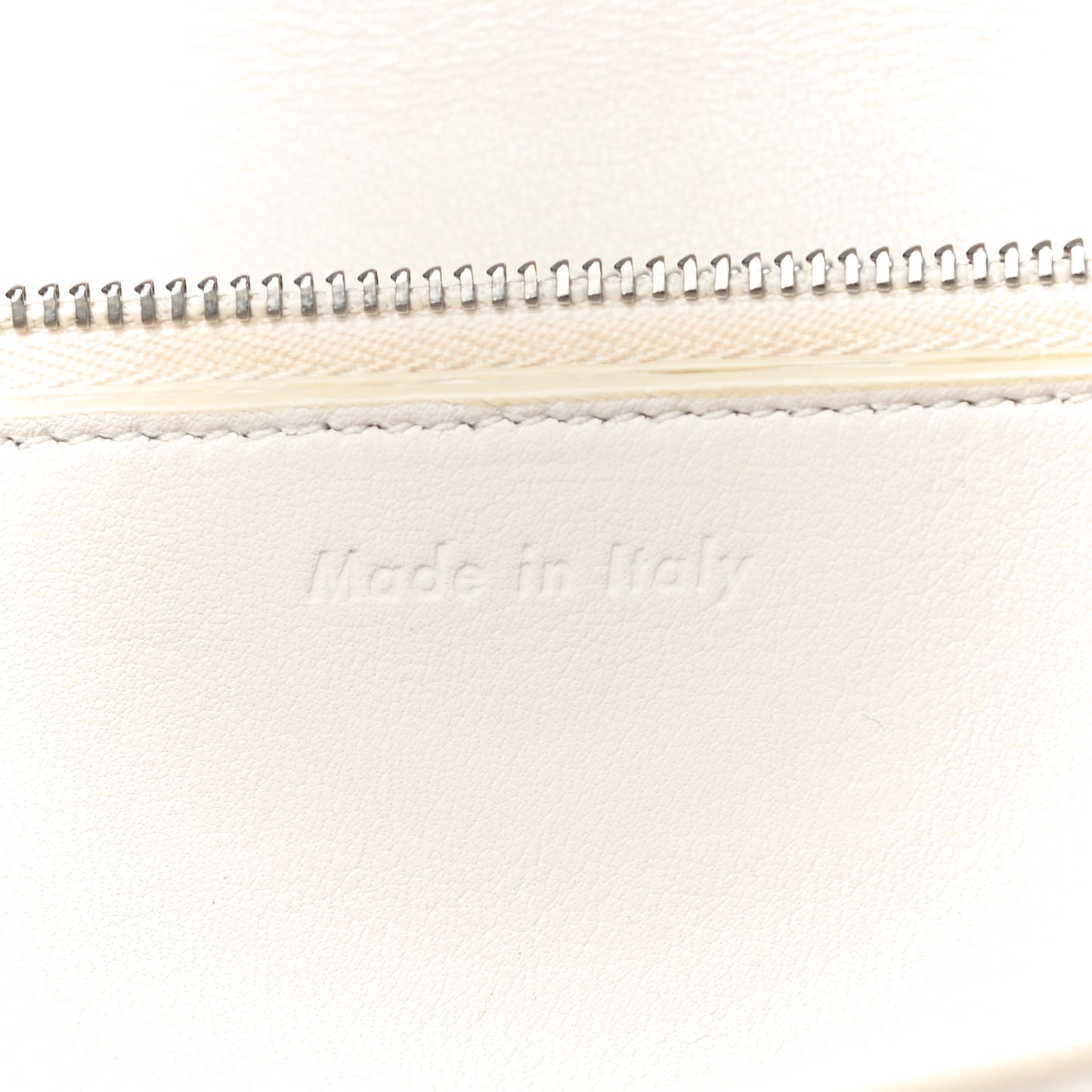 Liege Calfskin Medium Classic Box Flap Bag White