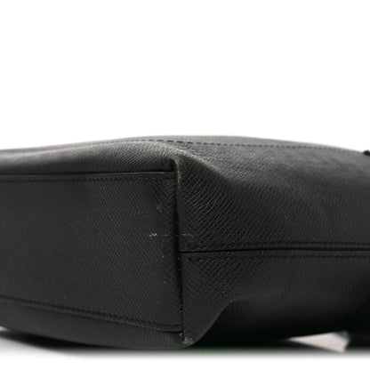 Louis Vuitton Taiga Grigori MM Messenger Ardoise 9 of 9
