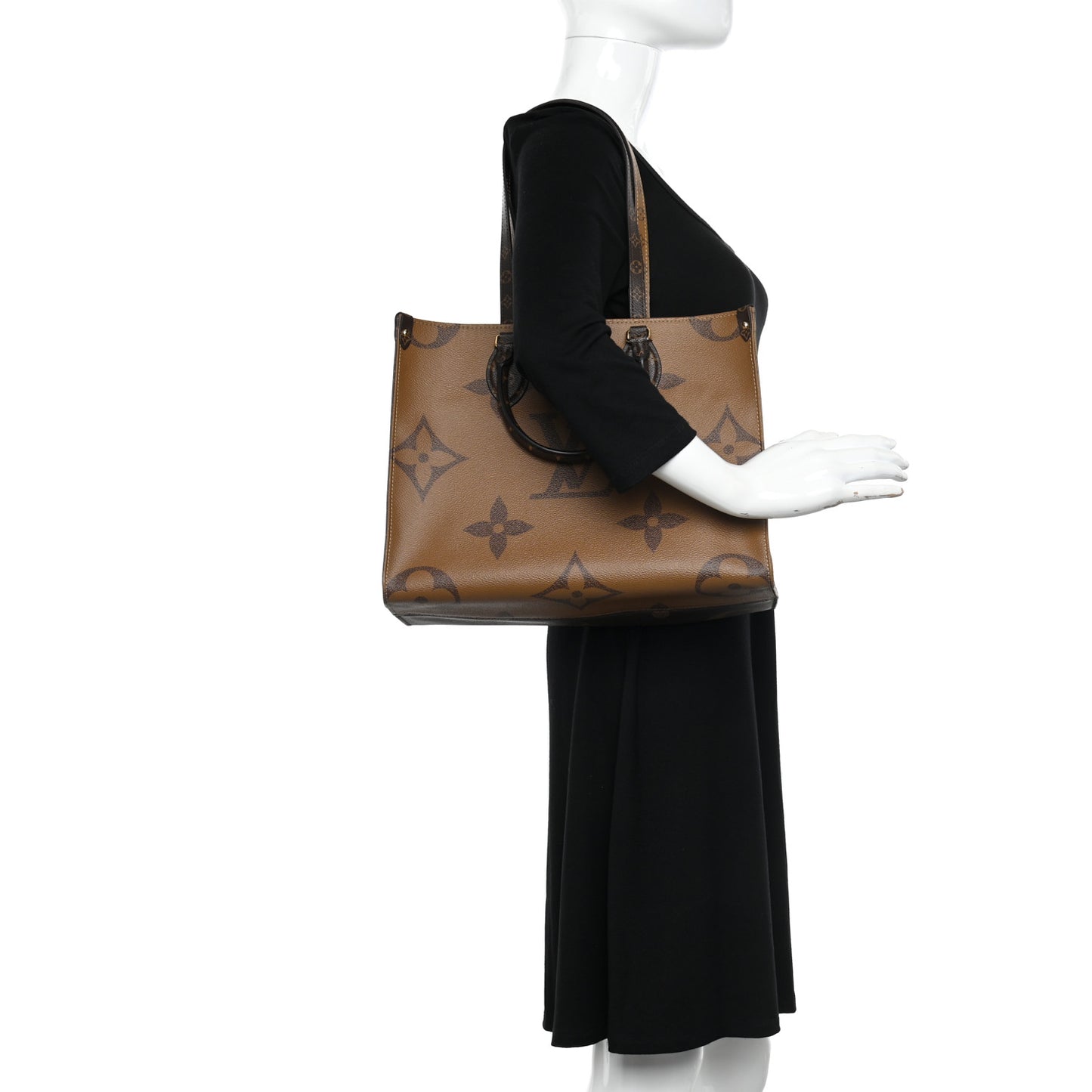 Reverse Monogram Giant Onthego MM