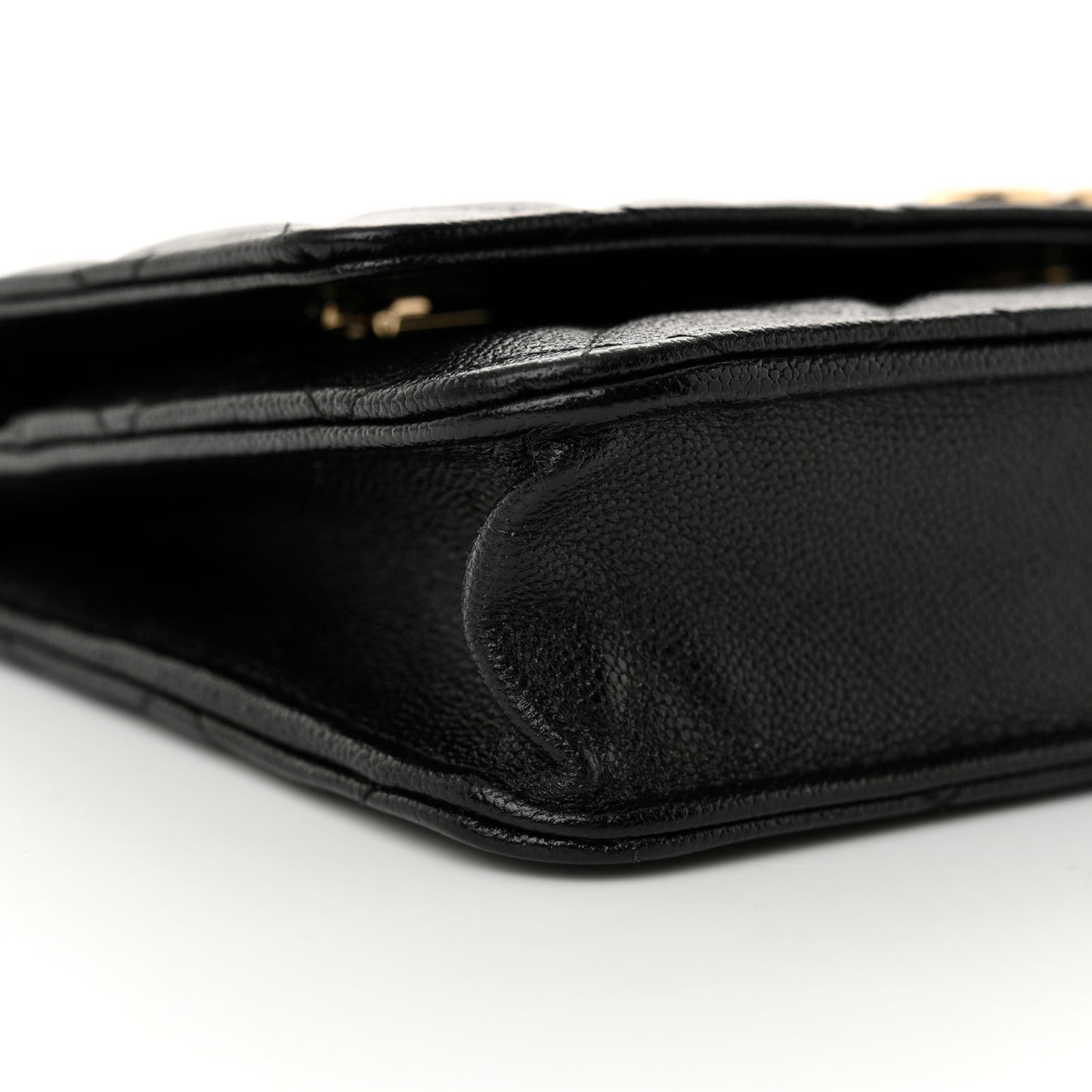 Caviar Quilted Textured CC Wallet On Chain WOC Black