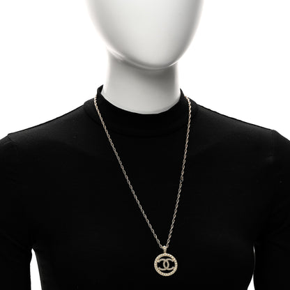 Chanel Pearl CC Round Pendant Necklace Gold 2 of 4