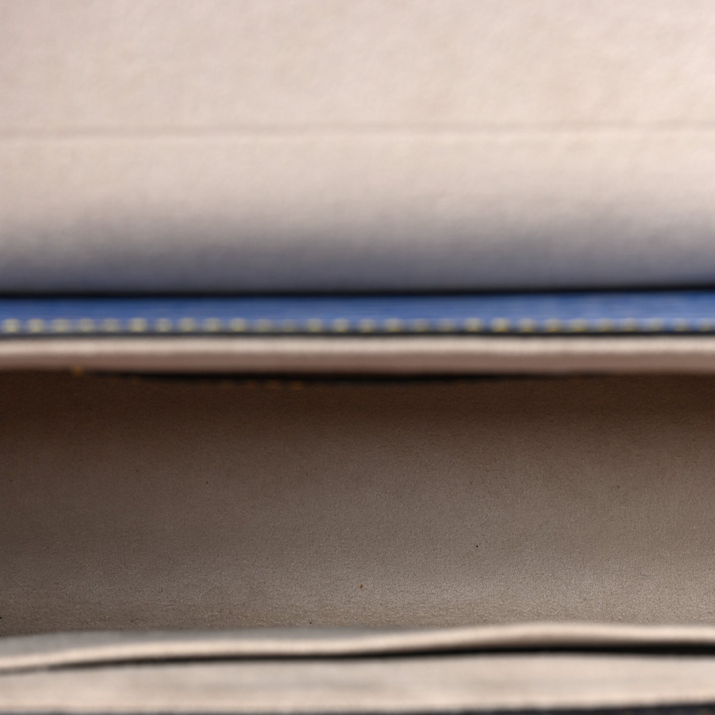 Epi Twist Shoulder Bag MM Denim Light