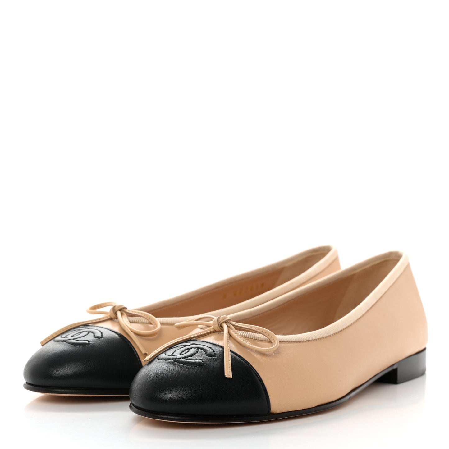Lambskin Cap Toe CC Ballerina Flats 37 Beige Black