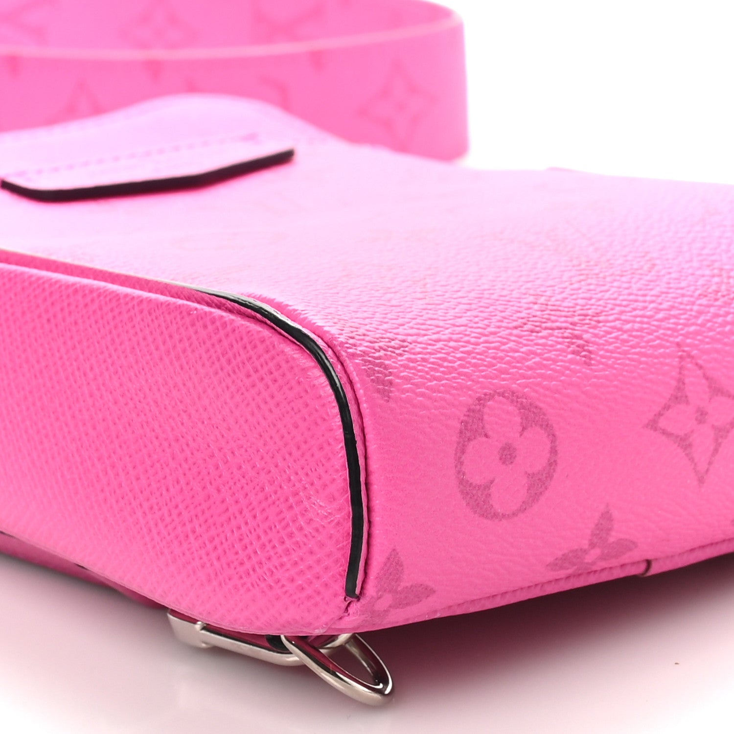 Louis Vuitton Taigarama Outdoor Slingbag Fuchsia 8 of 9
