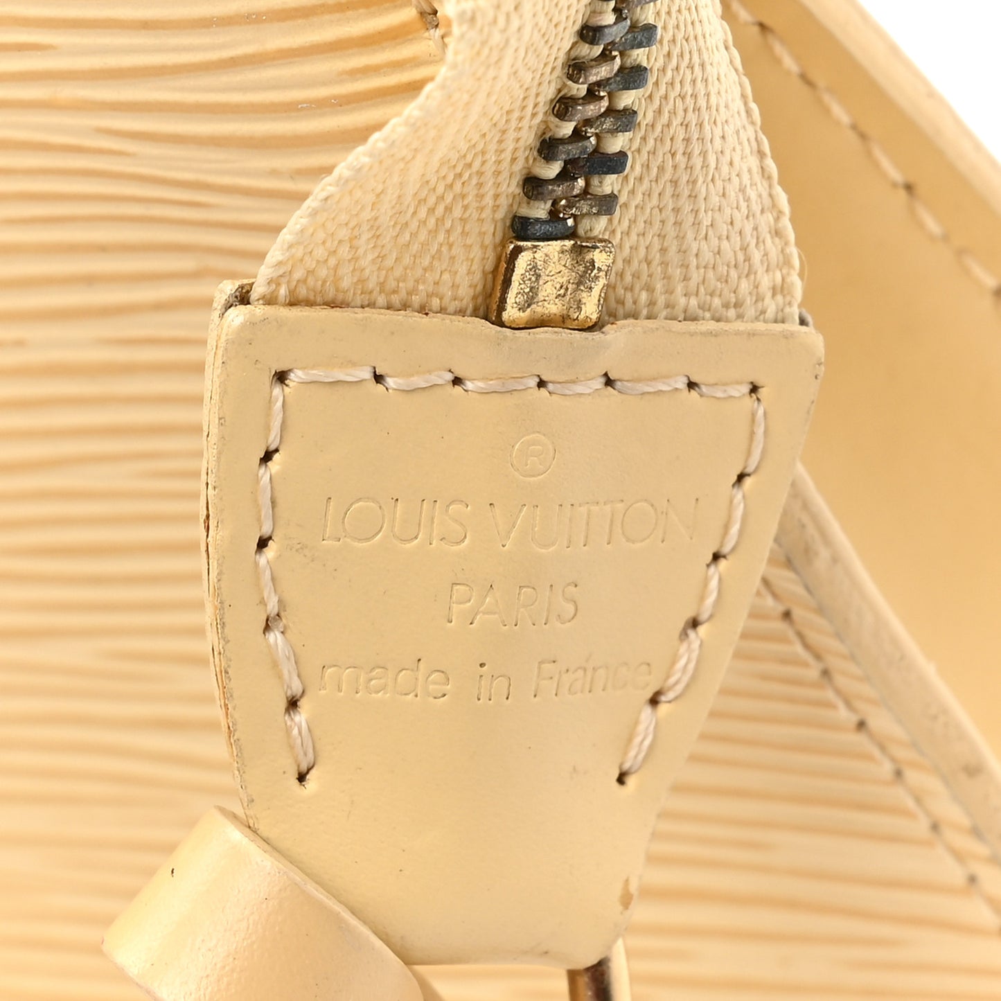 Epi Pochette Accessories 24 Vanilla