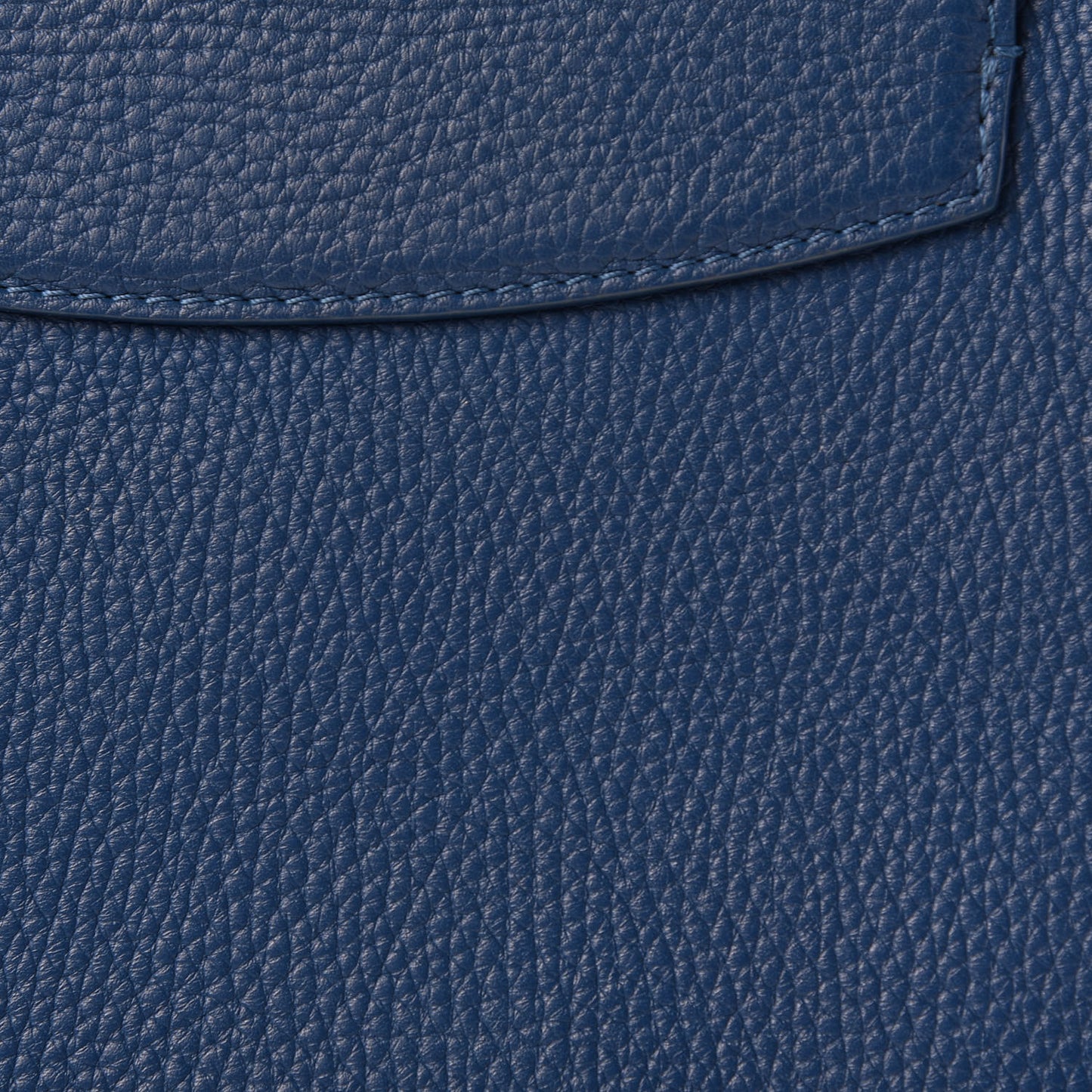 Taurillon Capucines PM Petrole Blue