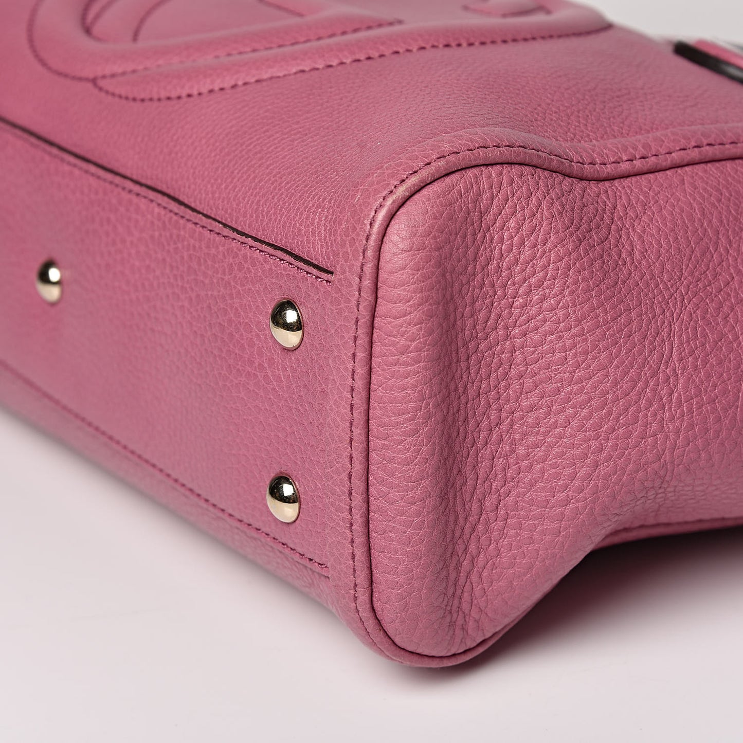 Pebbled Calfskin Small Soho Top Handle Bag Fresia Rose