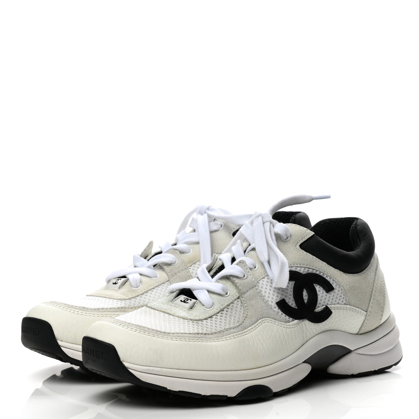 Mesh Suede Calfskin Grained Calfskin Womens CC Sneakers 40 White Black