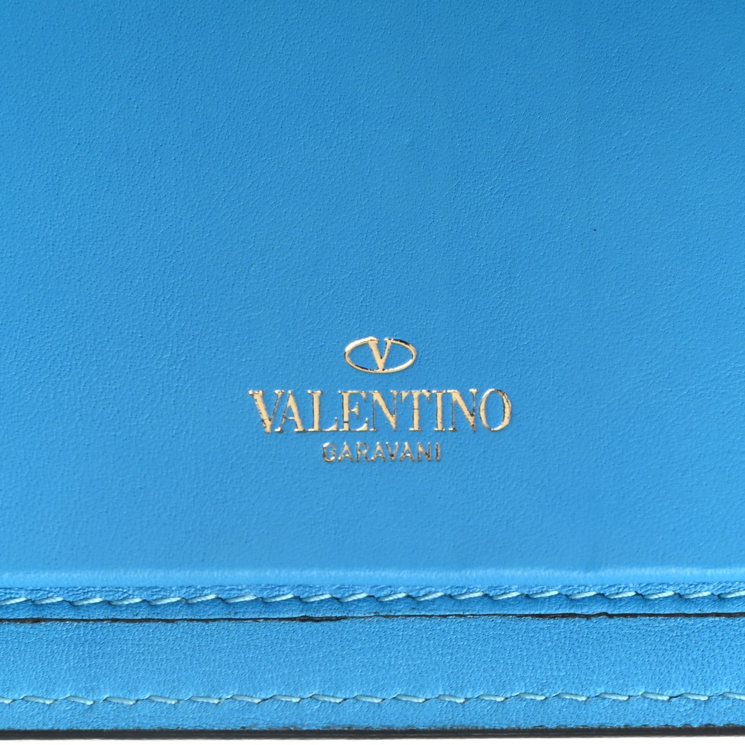 Valentino Garavani Vitello Rockstud Flip Lock Wristlet Wallet Parrot 9 of 11