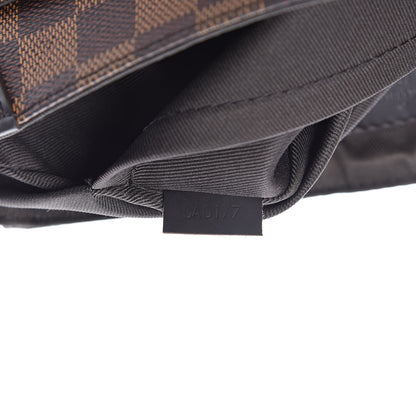 Louis Vuitton Damier Ebene District PM 7 of 11
