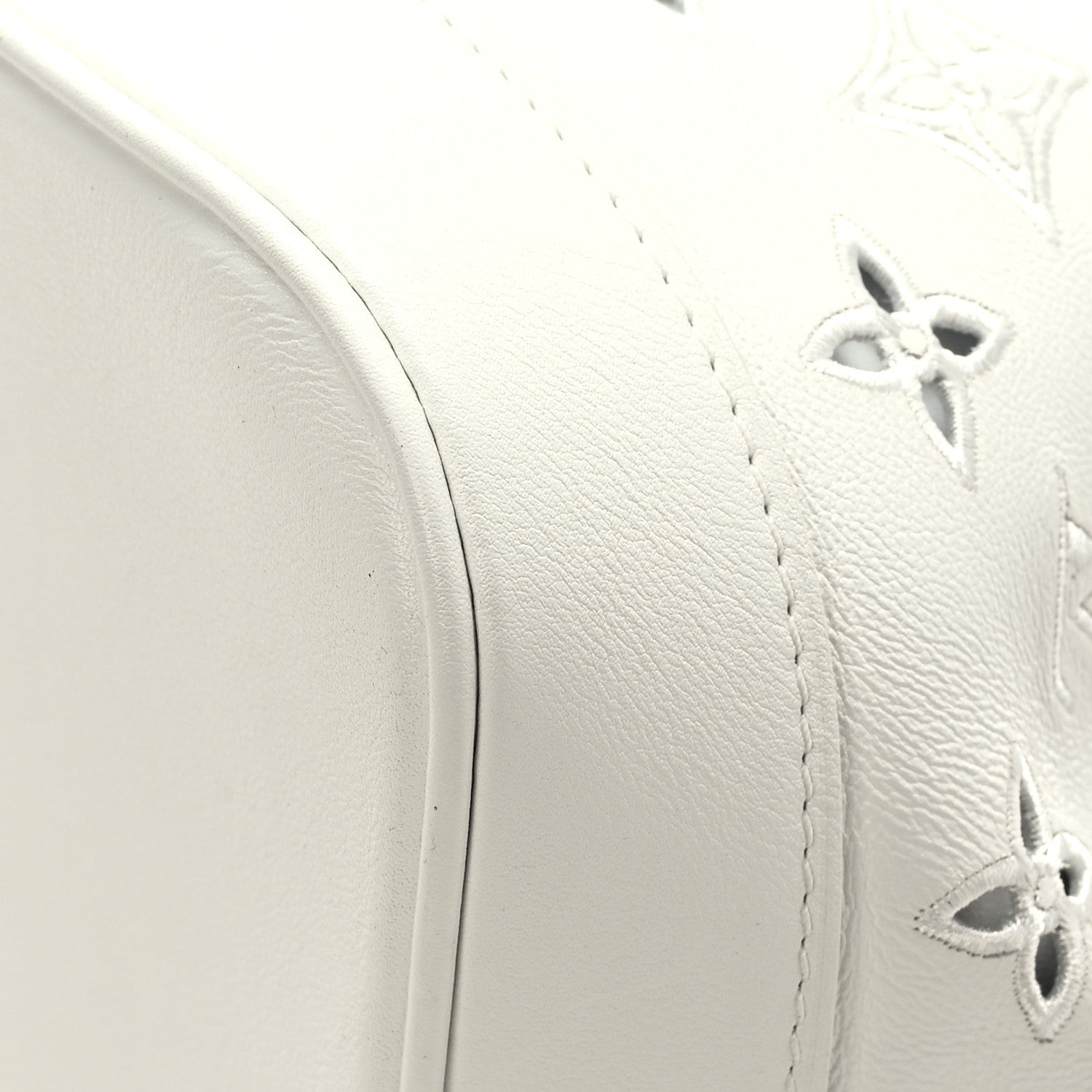 Louis Vuitton Calfskin Monogram Cutout Petit Noe White 7 of 10