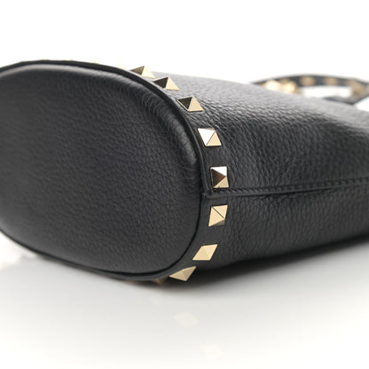 Valentino Garavani Pebbled Calfskin Rockstud Bucket Bag Black 9 of 9