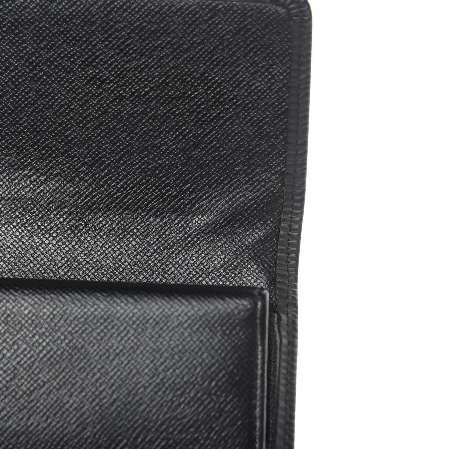 Epi Porte Tresor International Wallet Black