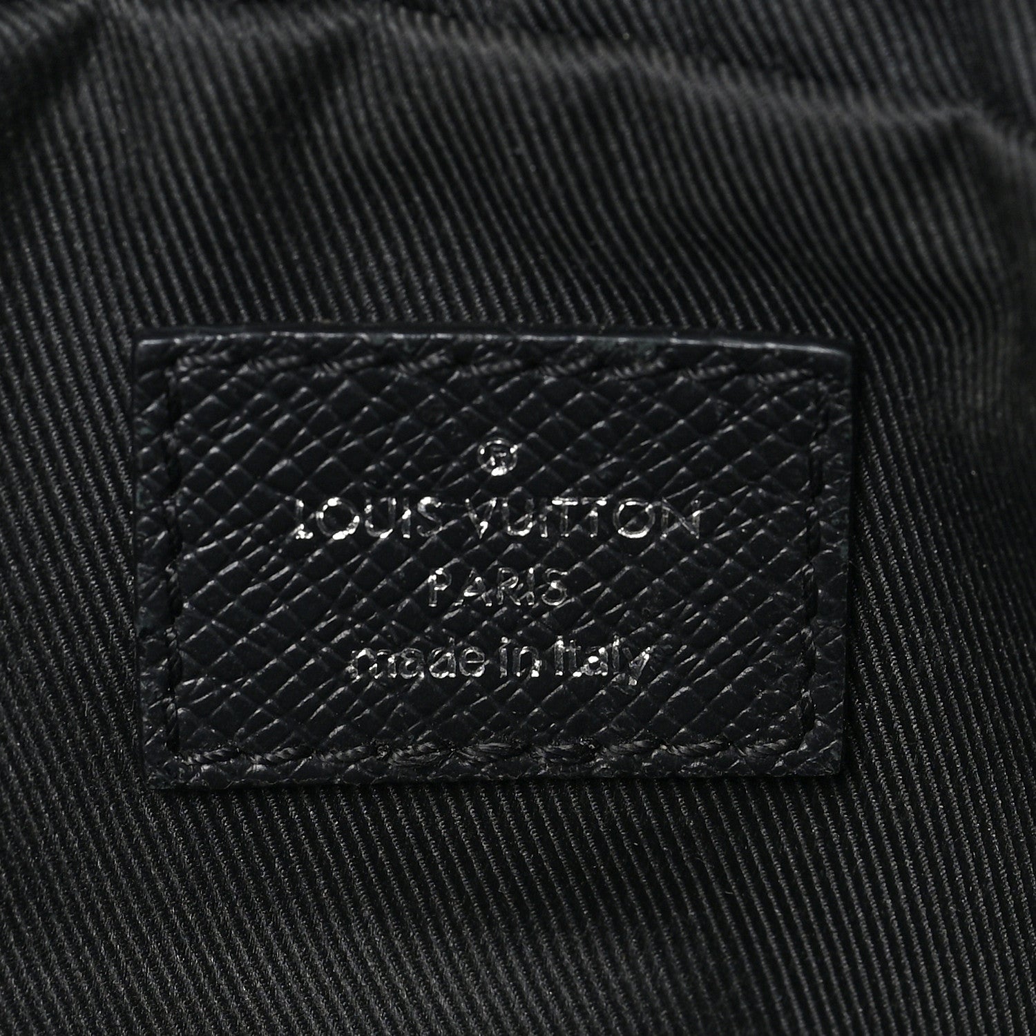 Louis Vuitton Taiga Monogram Outdoor Bumbag Black 5 of 7