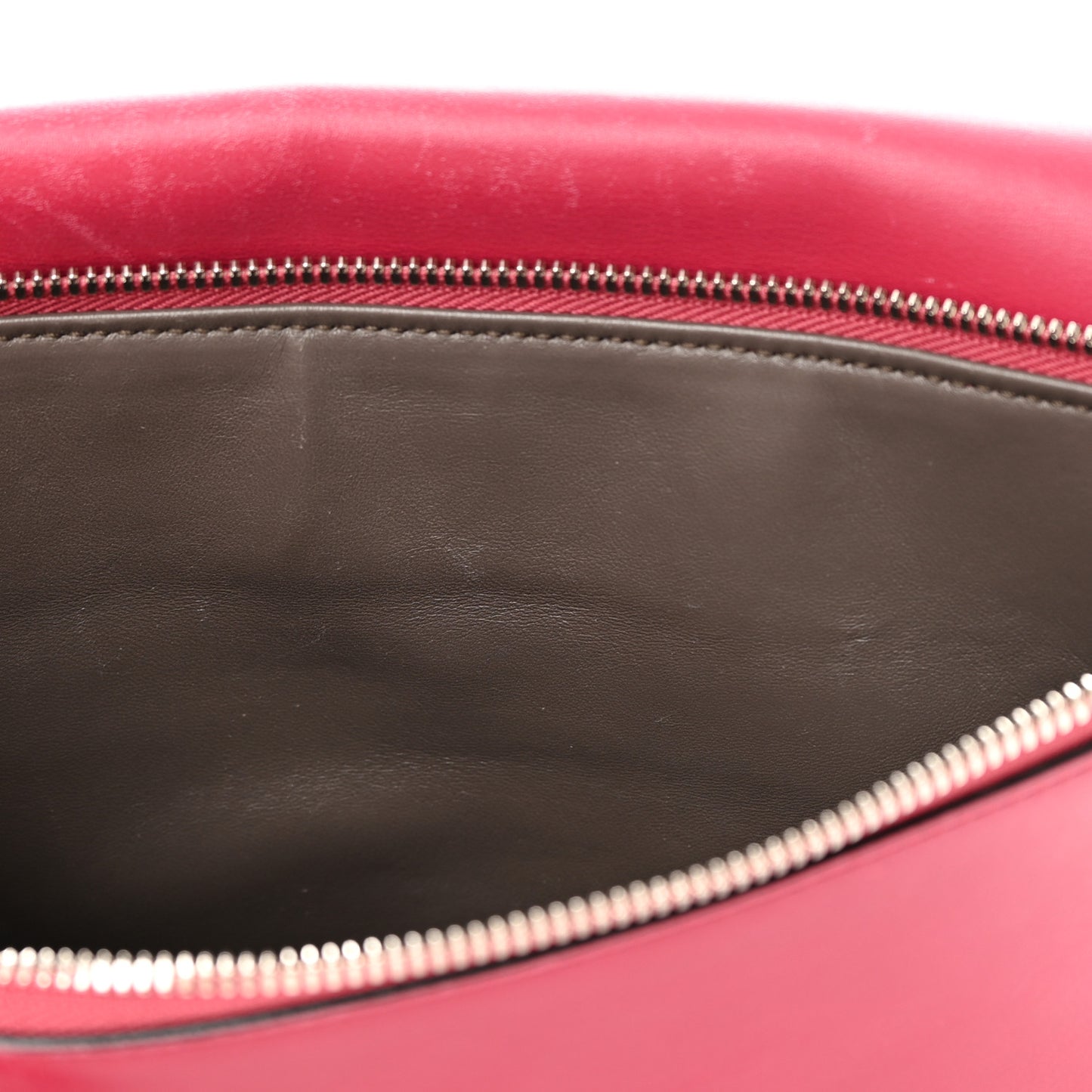 Moon Calfskin Medium Interlocking G Shoulder Bag Petunia