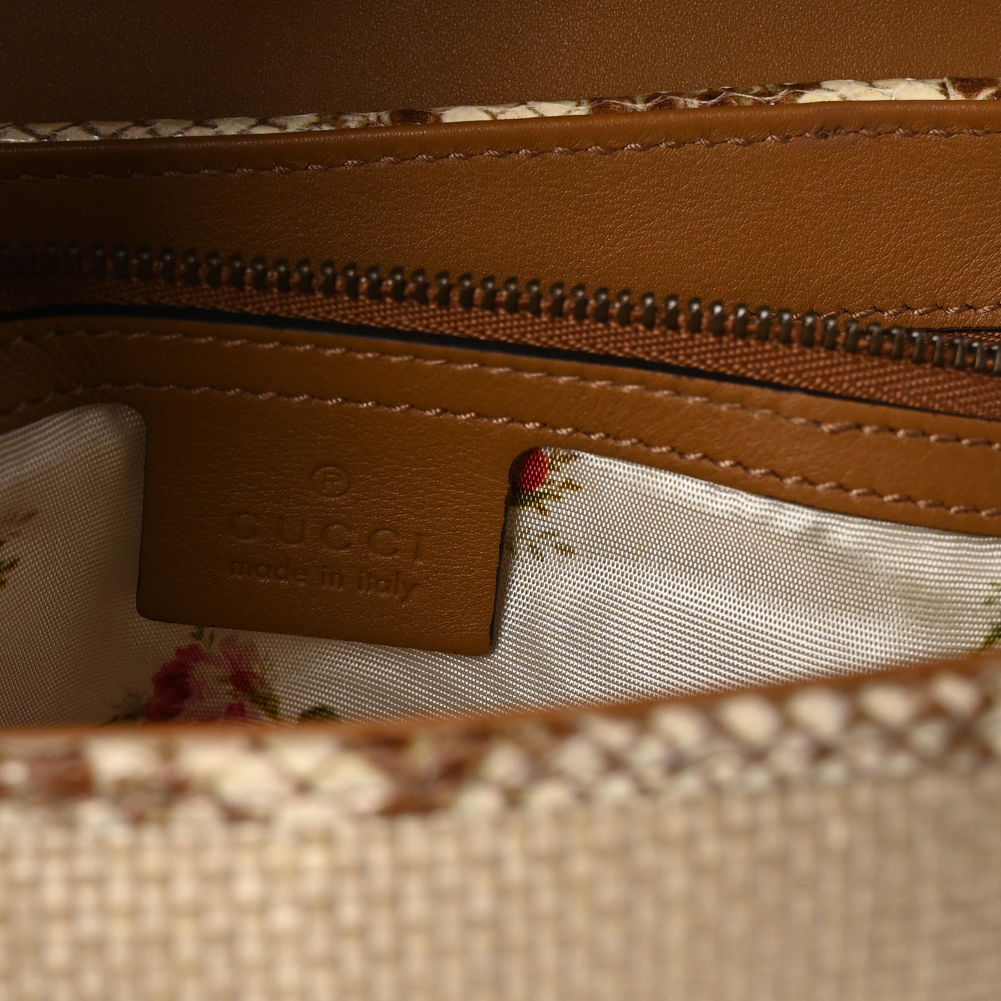 Raffia Elaphe Matelasse Small GG Marmont Shoulder Bag Natural Cream Brown