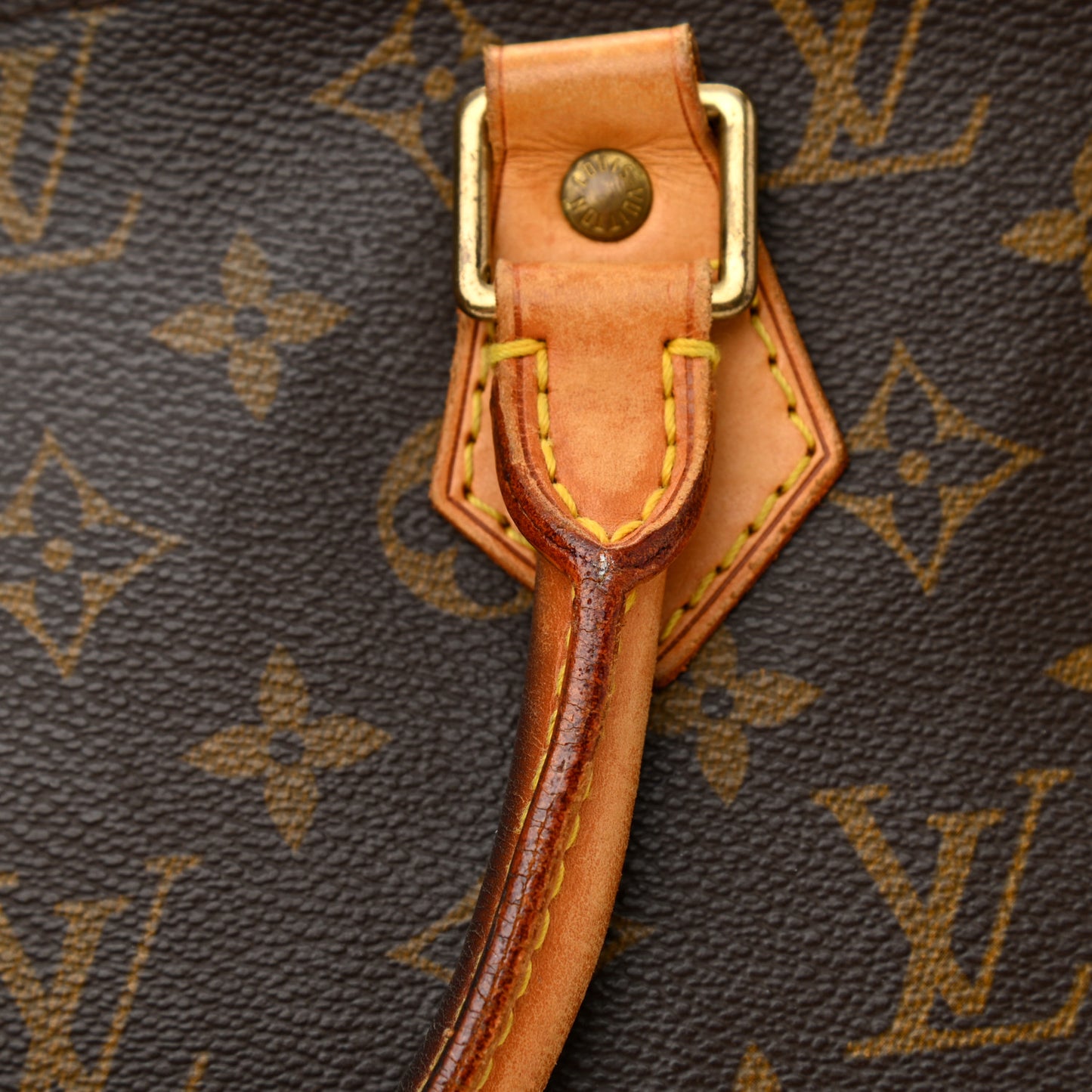 Monogram Alma MM