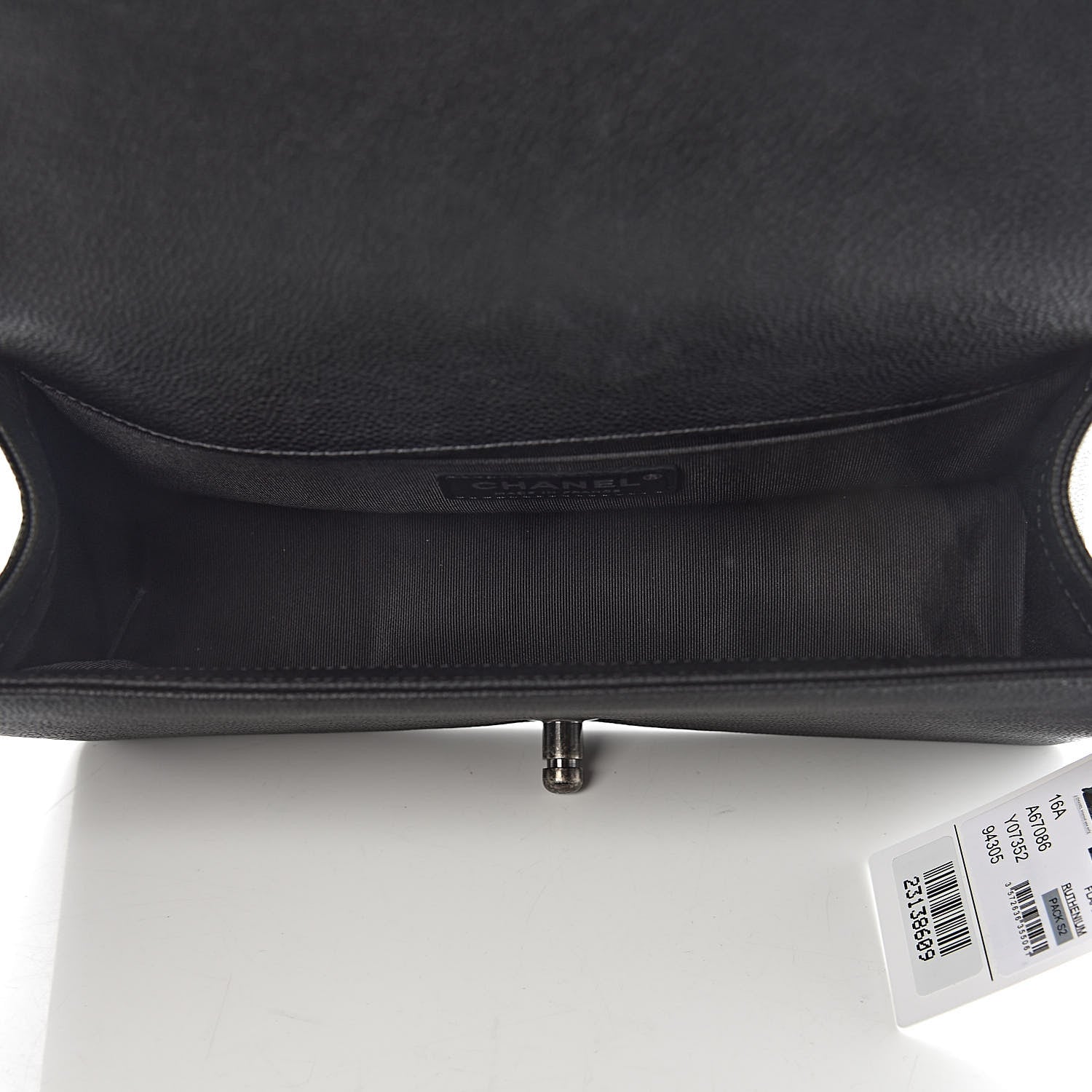 Chanel Caviar Quilted Medium Boy Flap Black 5 of 11