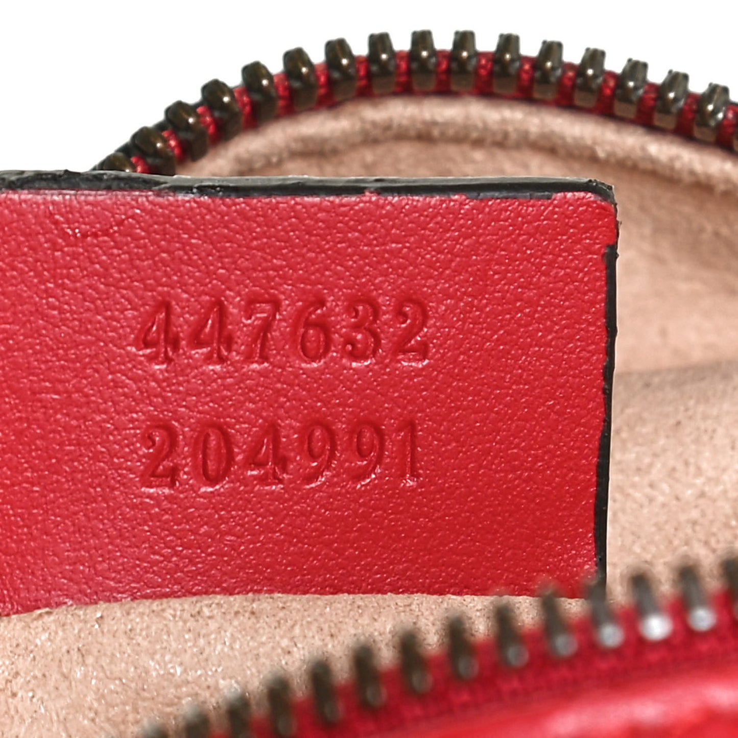 Calfskin Matelasse Small GG Marmont Chain Shoulder Bag Hibiscus Red