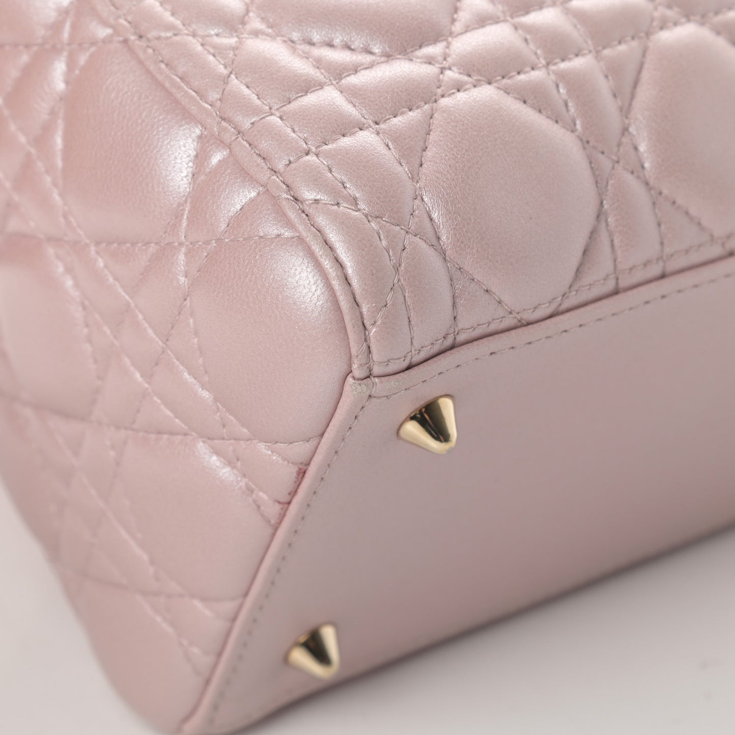 Pearly Lambskin Cannage Medium Lady Dior Lotus