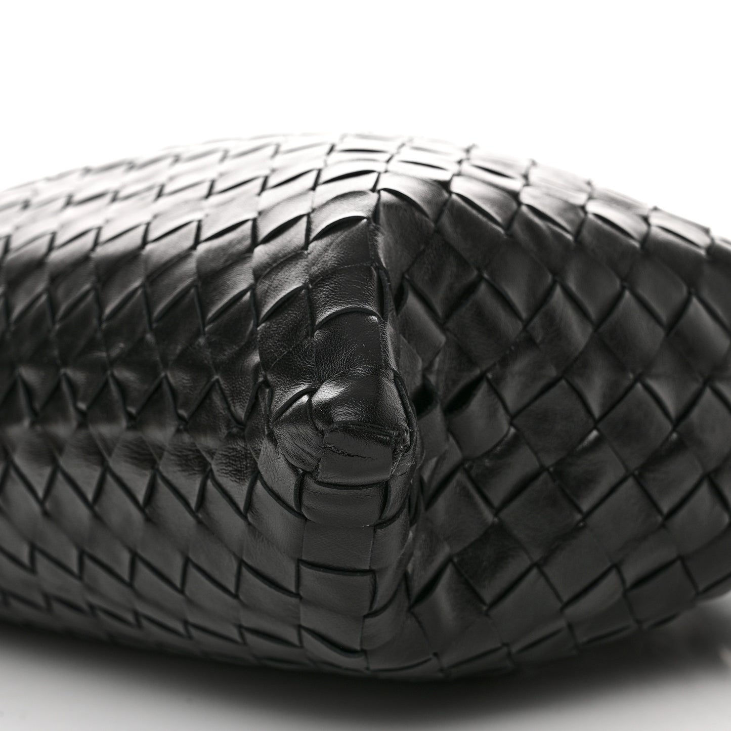 Calfskin Intrecciato Small Hop Black