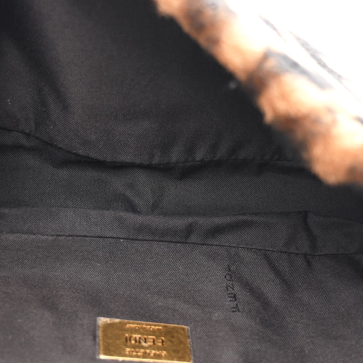Shearling Vitello Dolce Macro FF 1974 Baguette Tobacco Black