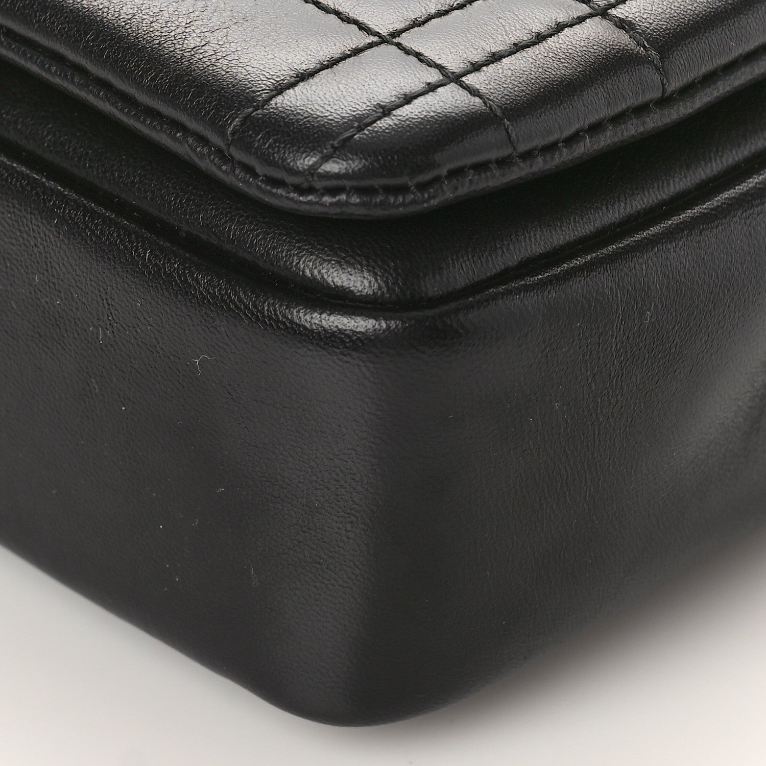 Burberry Lambskin Quilted Small Lola Bag Black 7 of 8