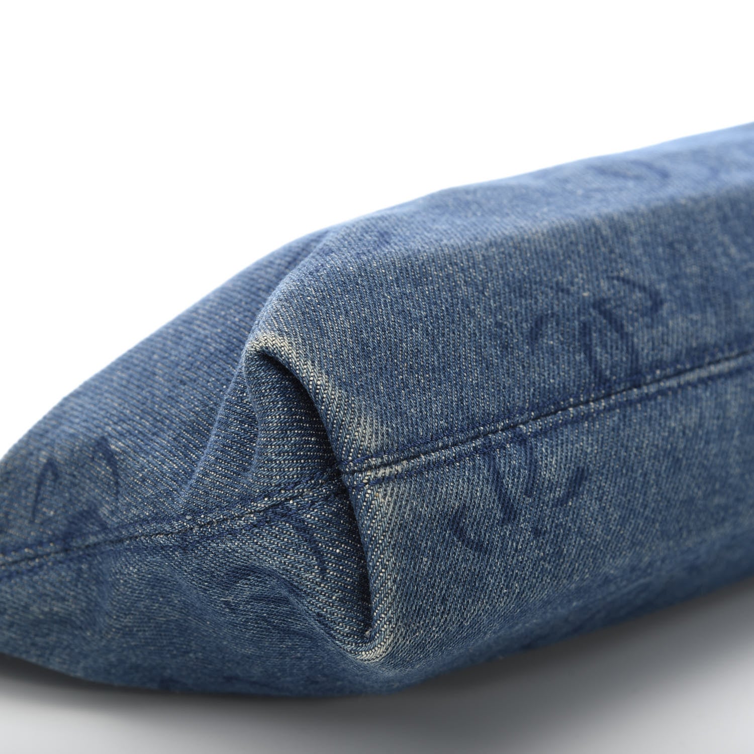 Chanel Denim CC Pouch Blue 6 of 11