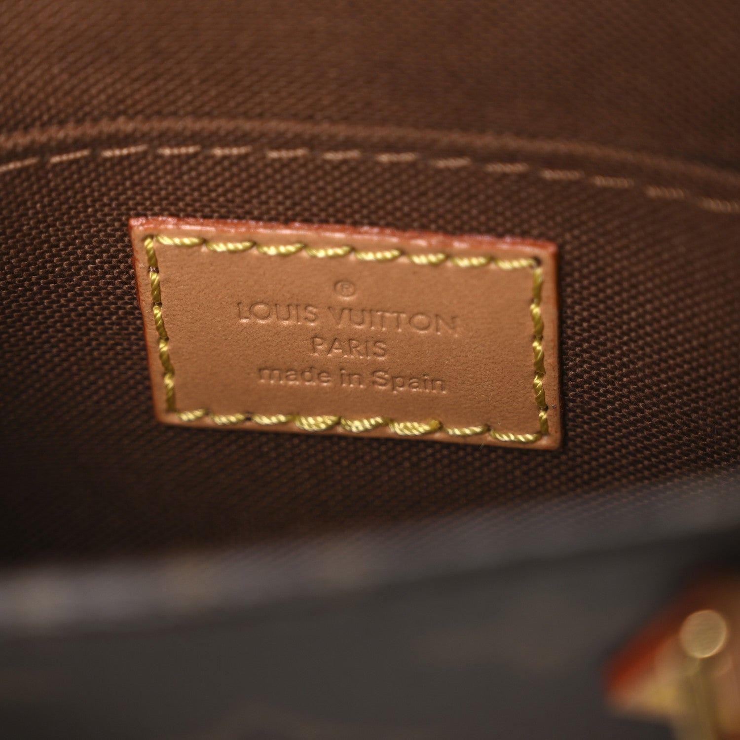Louis Vuitton Monogram Petit Sac Plat 6 of 11