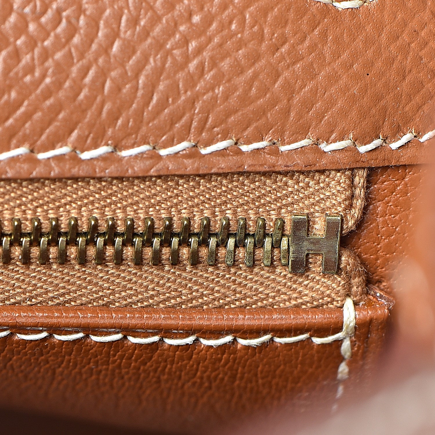 Hermes Courchevel Kelly Sellier 32 Gold 26 of 41