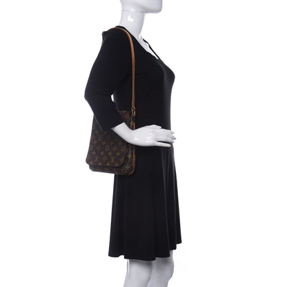 Louis Vuitton Monogram Musette Salsa 2 of 9