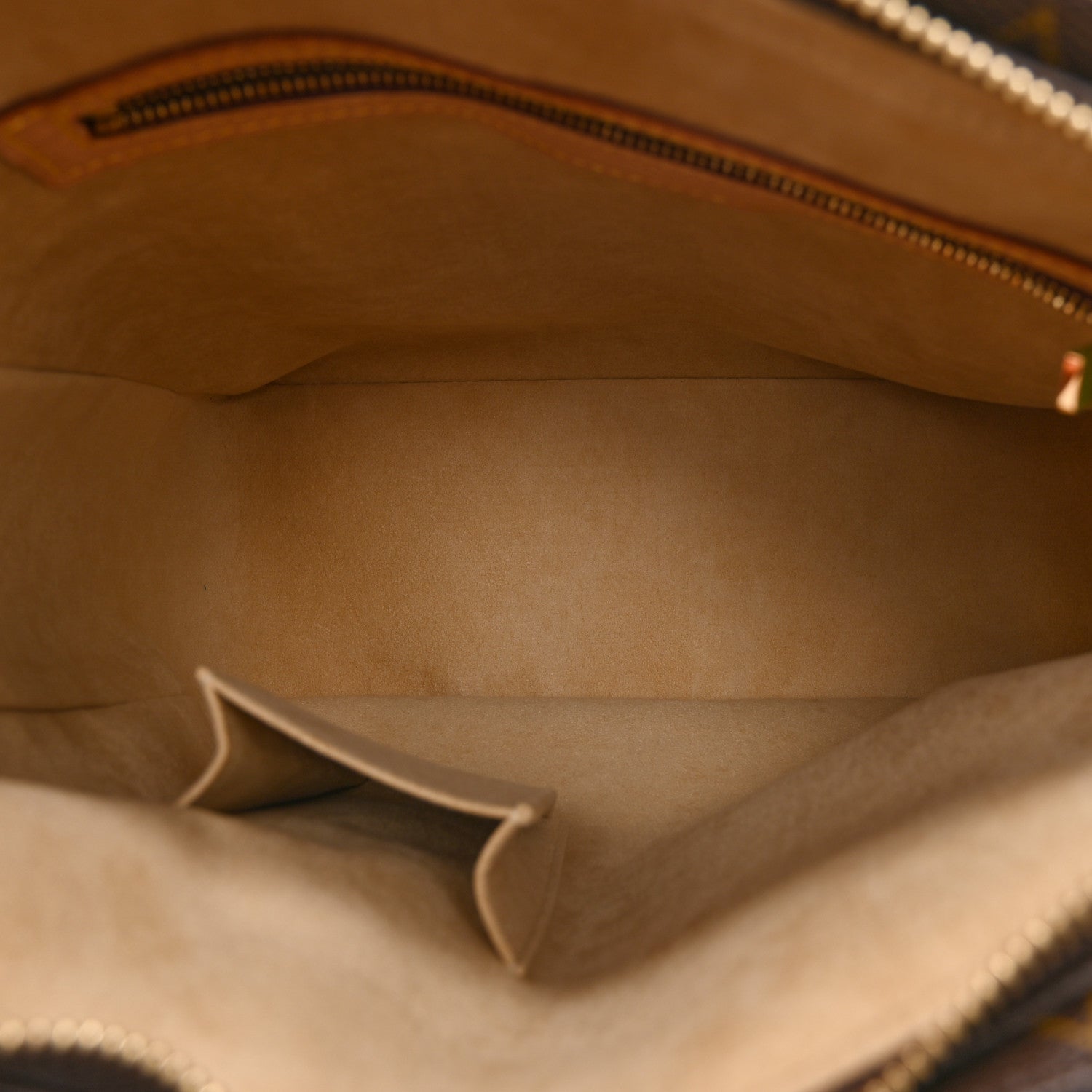 Louis Vuitton Monogram Looping GM 5 of 10