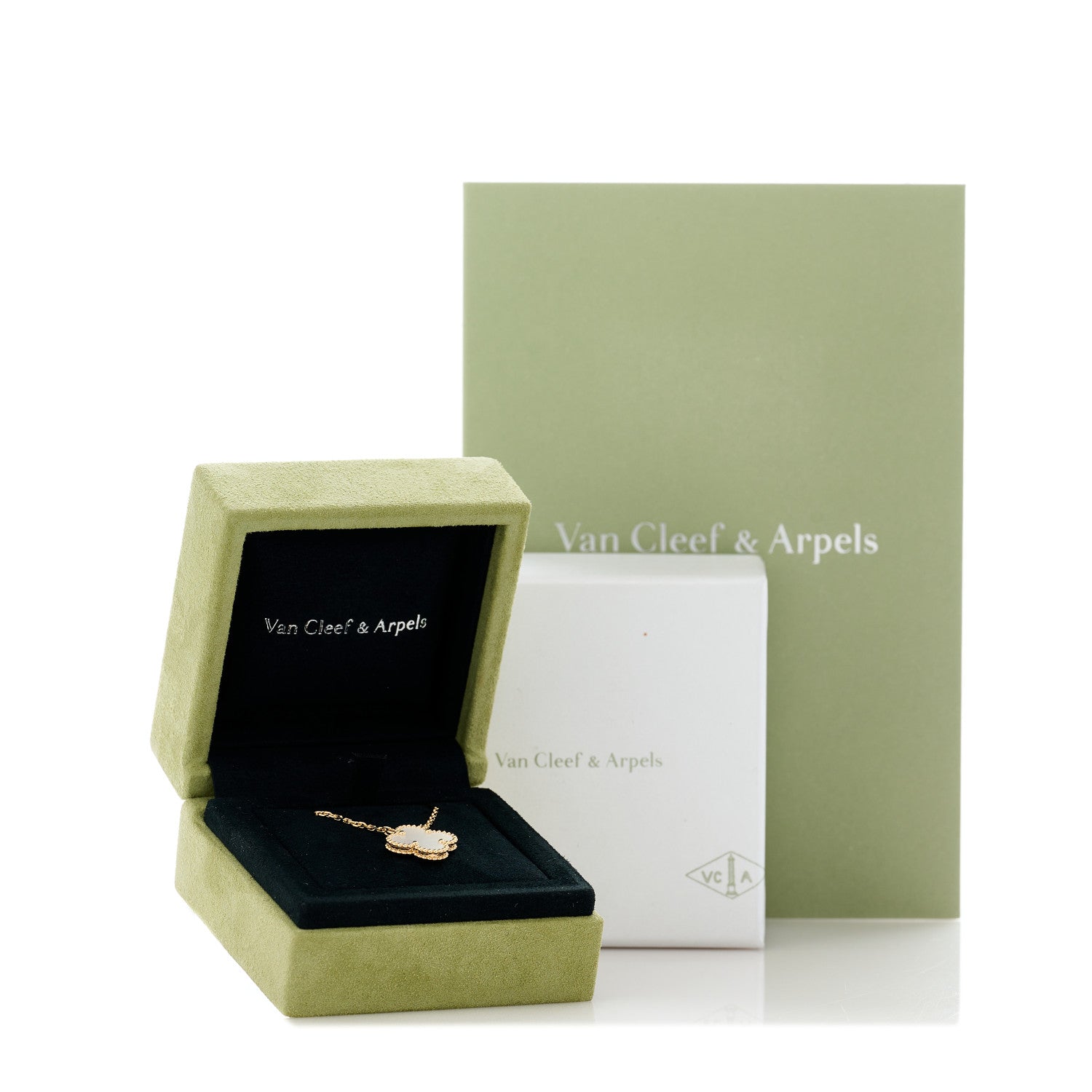 Van Cleef & Arpels 18K Yellow Gold Mother of Pearl Vintage Alhambra Pendant Necklace 2 of 5